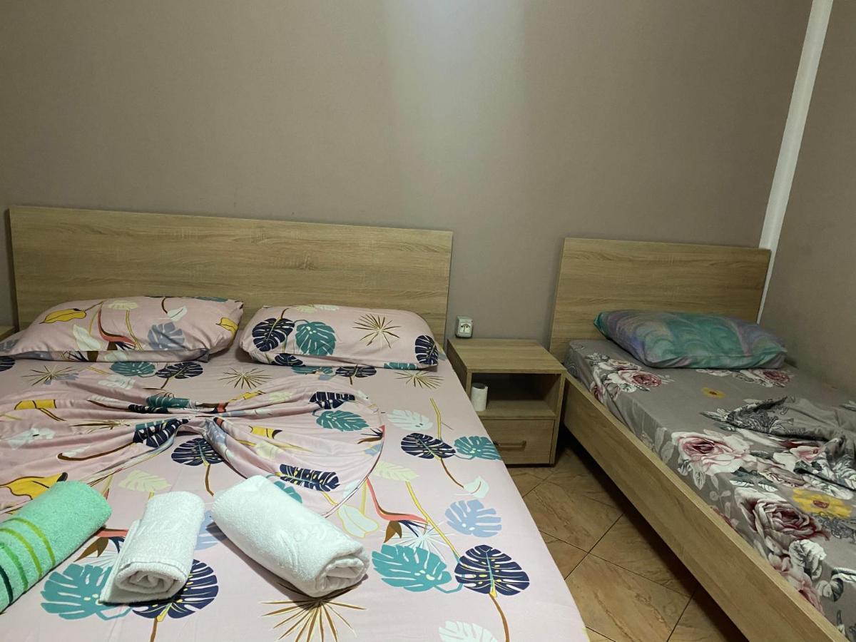 Guesthouse Sense 티라나 외부 사진