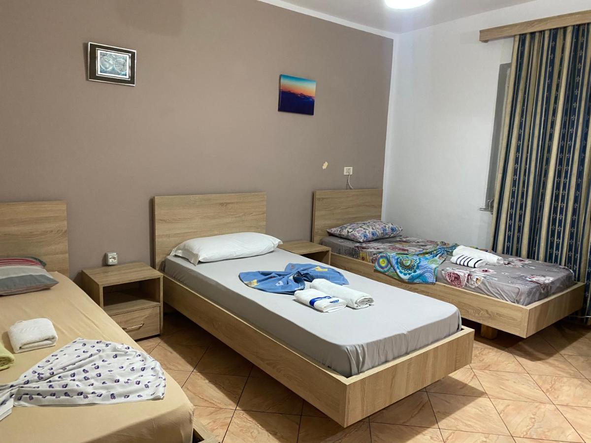 Guesthouse Sense 티라나 외부 사진