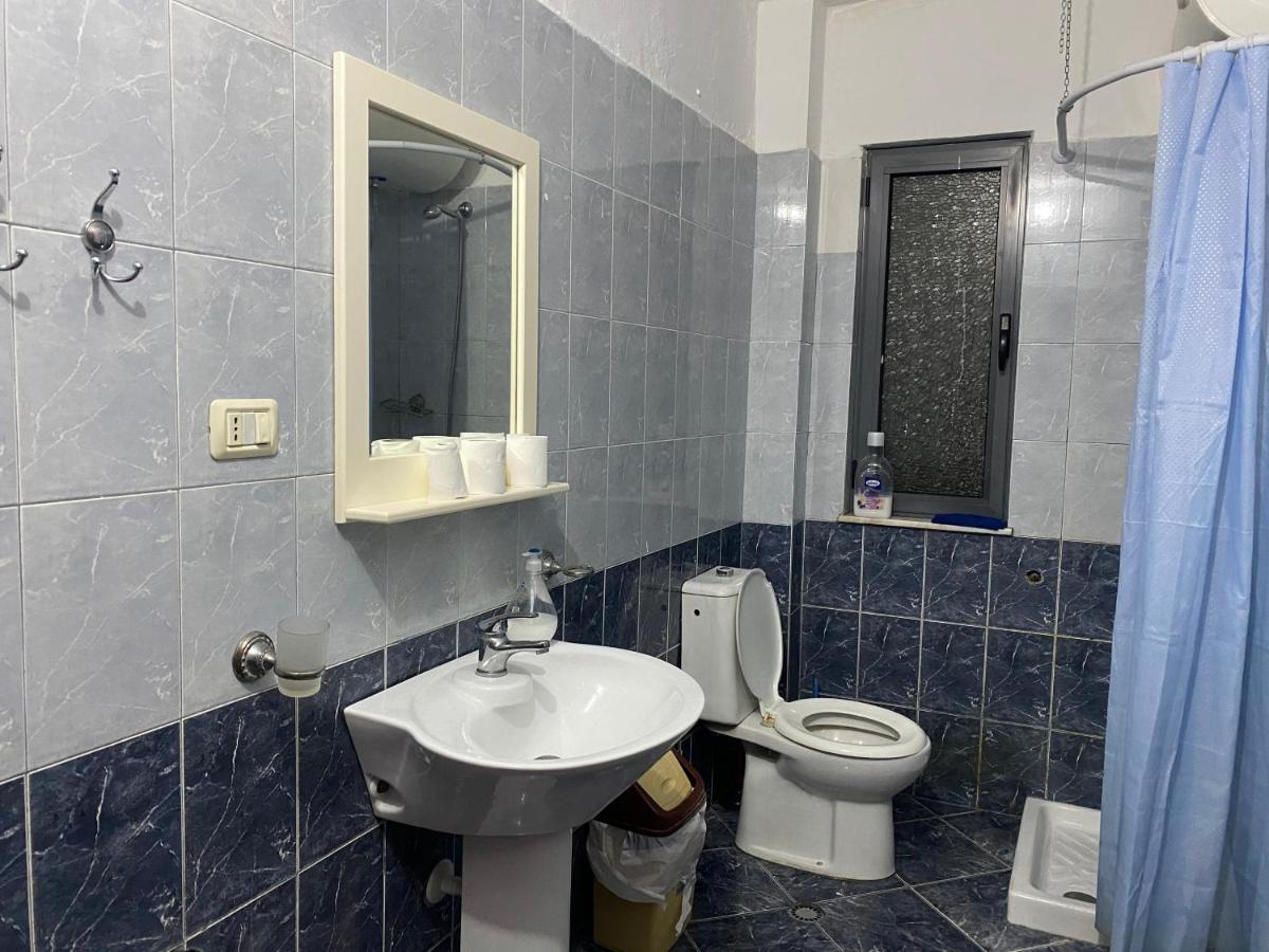 Guesthouse Sense 티라나 외부 사진
